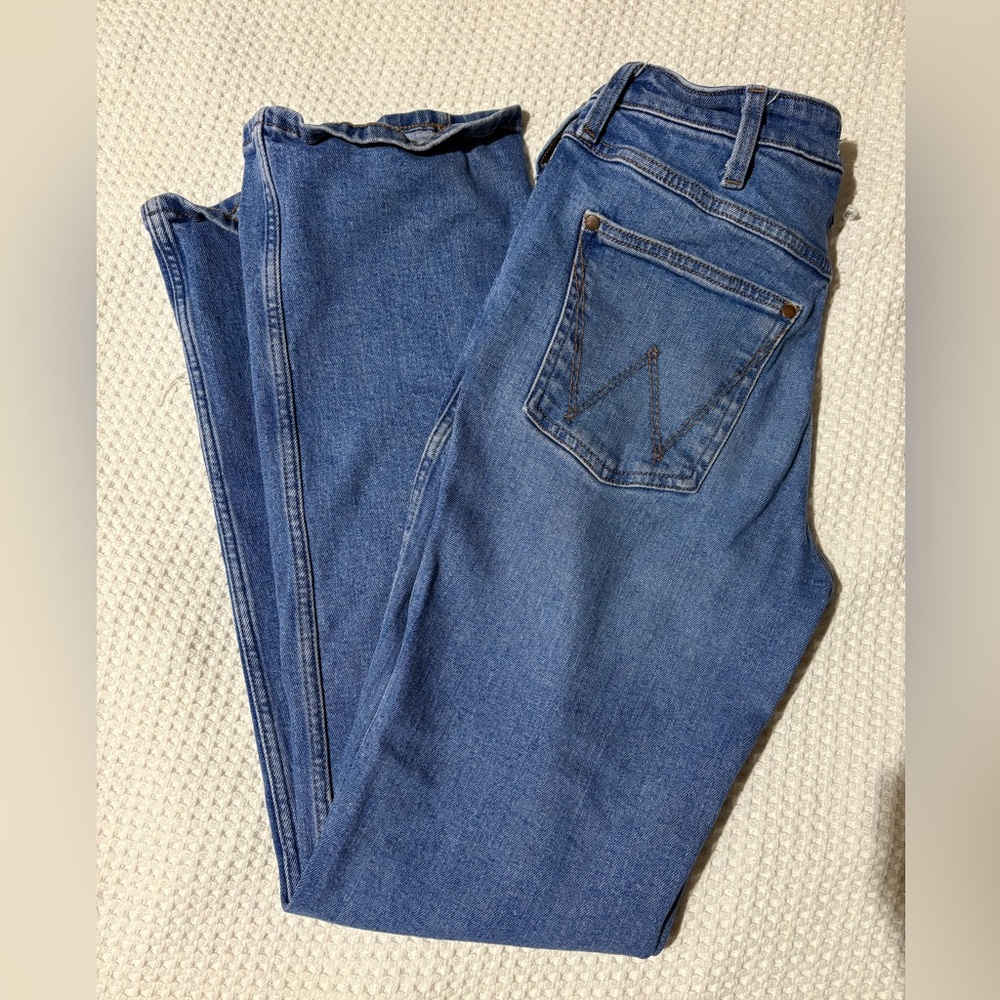 Wrangler Women’s Bailey High Rise Boot Cut Jeans